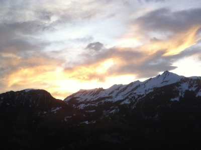 110315_Wiesenberg_SonneUeberBerg_IMG_0431_400x300_Ausschnitt