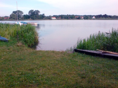 08Sommer_NeuendorferSeeWaldcampSeeblick_DSC00732_mini
