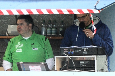 Zeitmessung und Speaker am Pilatuscup 2009 in Kriens im Freibad Kleinfeld